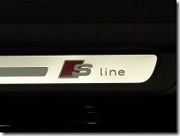 AUDI　アウディ　Ａ5　2.0ＴＦＳＩ　quattro　Ｓ－line　エンブレム