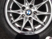 BMW　ビーエムダブリュー　Z4　2.5ｉ　ホイルクリーニング中