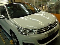 CITROËＮ　シトロエン　Ｃ4　エクスクルーシブ　磨き前