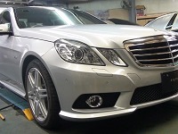 Mercedes-Benz　メルセデスベンツ　Ｅ250　ＣＧＩ　Ｂlue　ＥＦＦＵＣＩＥＮＣＹ　Ａvantgarde　ＡＭＧパッケージ　磨き前