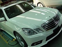 Mercedes-Benz　メルセデスベンツ　Ｅ350　アバンギャルド　ＡＭＧスポーツパッケージ　磨き前