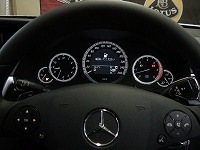 Mercedes-Benz　メルセデスベンツ　BlueTEC　ツーリングワゴン　アバンギャルド　メーターレイアウト