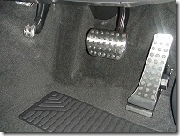 Mercedes-Benz　メルセデスベンツ　C300　アバンギャルド　AMGスポーツパッケージ　ペダル