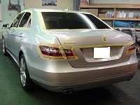 Mercedes-Benz　メルセデスベンツ　E250　CDI　BlueEFFICIENCY　マスキング中