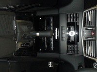Mercedes-Benz　E250 CGI BlueEFICECY AVANTGARDEセンターコンソール