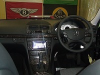 Mercedes-Benz　メルセデスベンツ　E250　ツーリングワゴン　アバンギャルド　内装