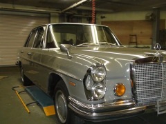 Mercedes Benz ベンツ　230SE