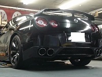 NISSAN　ニッサン　ＧＴ－Ｒ　ブラックエディション　磨き前