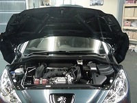 PEUGEOT　プジョー　RCZ　6AT　レザーパッケージ　ボンネット