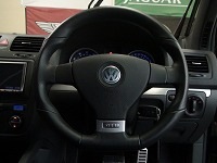 Ｖｏｌｋｓｗａｇｅｎ　フォルクスワーゲン　ゴルフ　ＧＴＩ　ステアリング